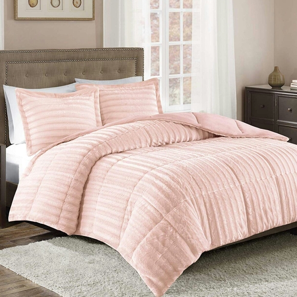 JLA HOME Other - Madison Park Duke Full/Queen Faux Fur 3 Piece Comf